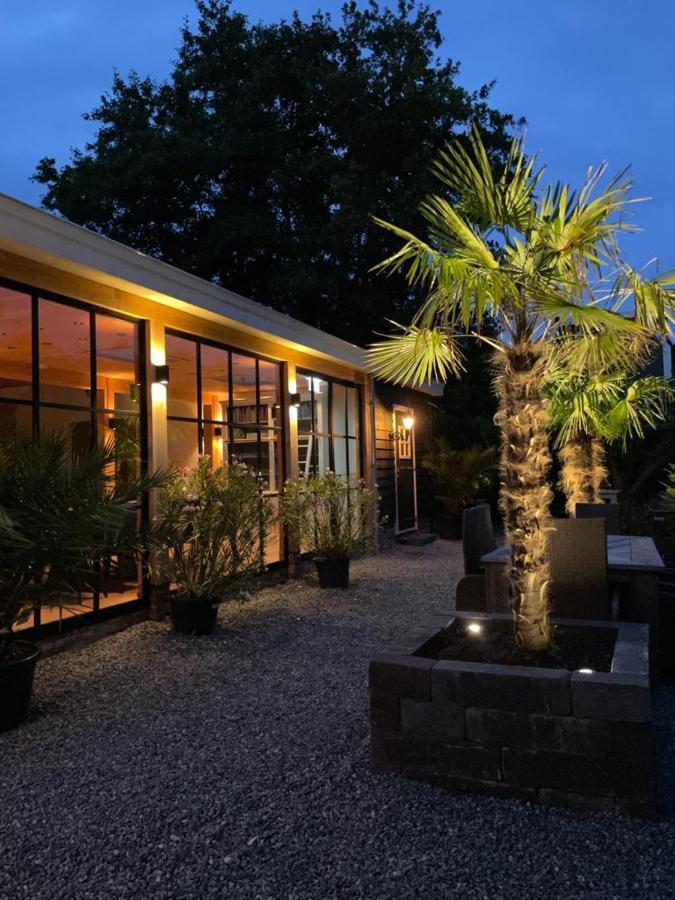 Flora'S B&B Landsmeer Екстер'єр фото